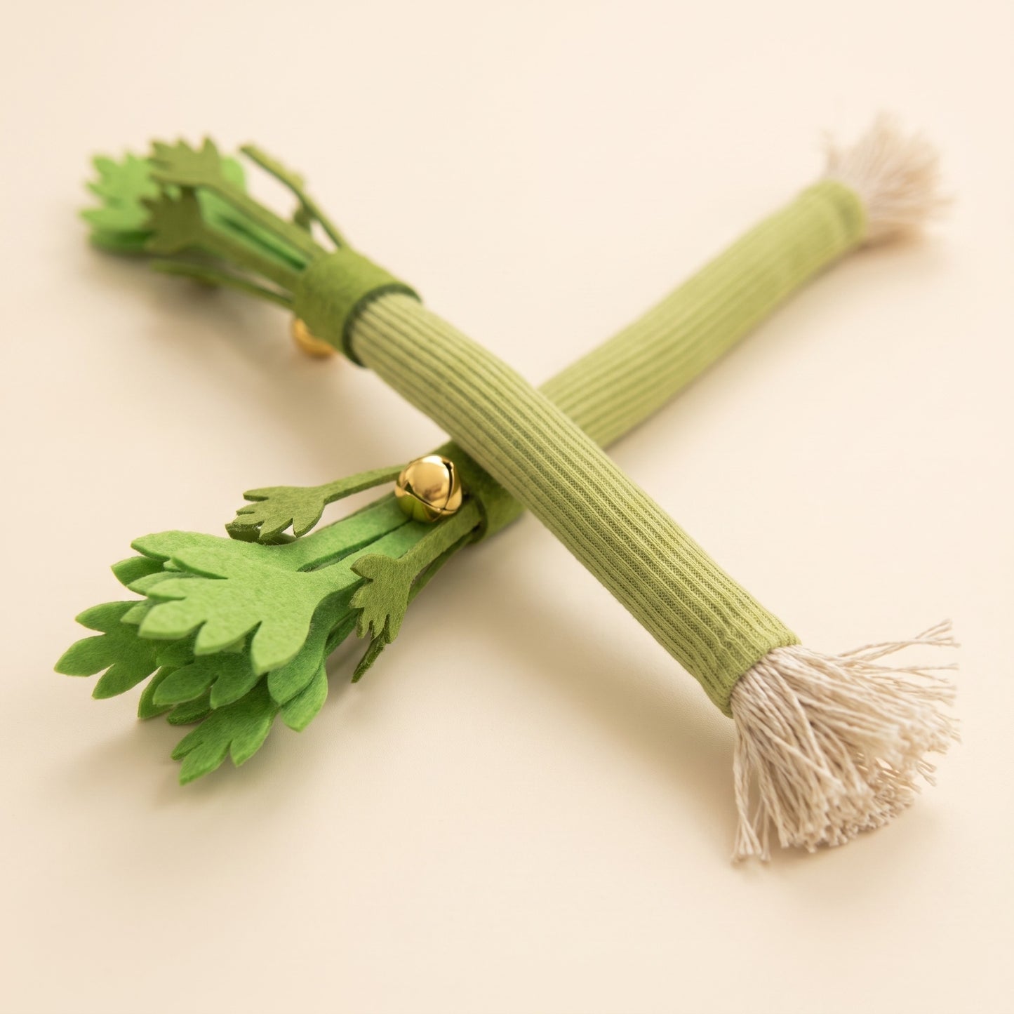 Catnip Celery Chew Sticks for Cats, close-up detail
