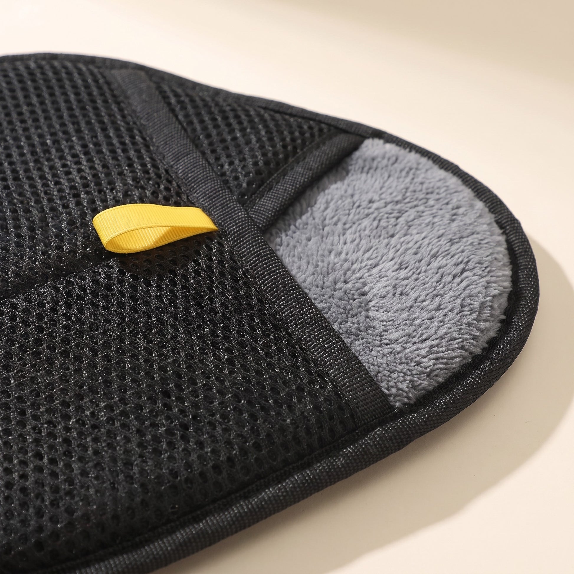 Double-Sided Grooming Mitt, close-up detail