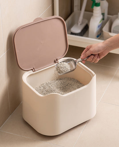 Enclosed Portable Litter Box with Lid, in use at home