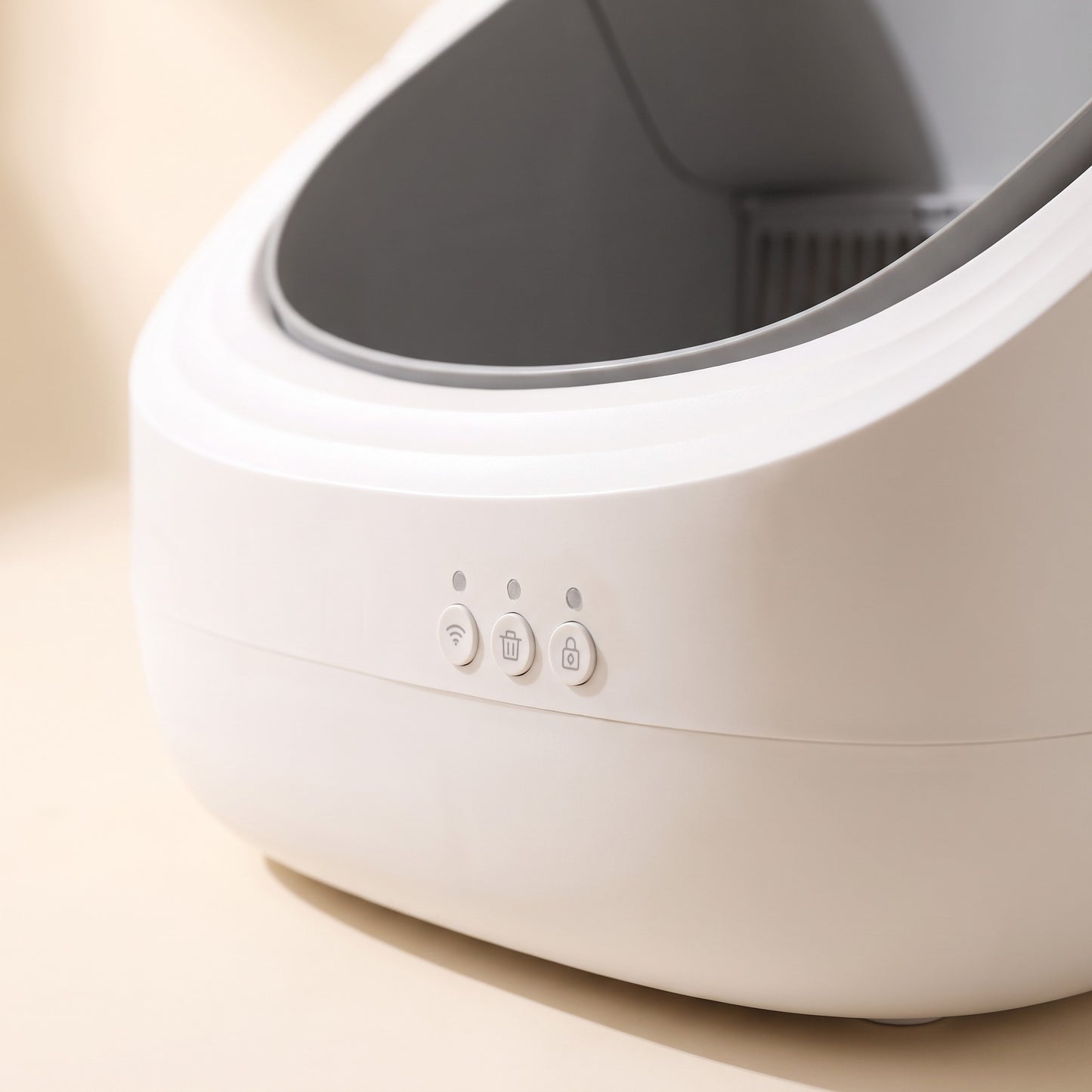 Self-Cleaning Litter Box with App Control, close-up detail