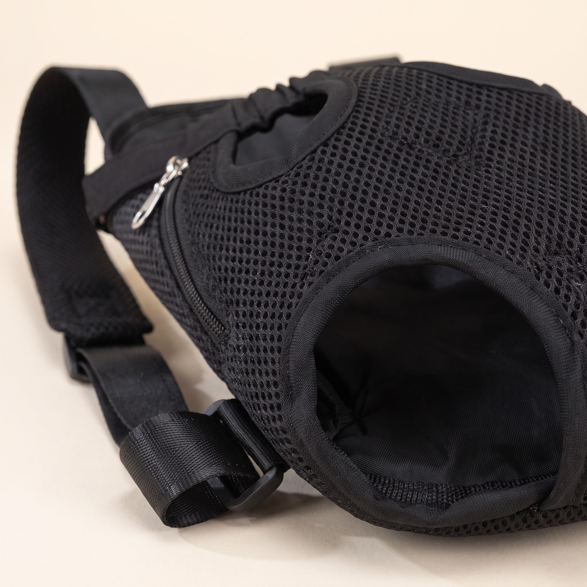 Front-Facing Pet Backpack Carrier, close-up detail