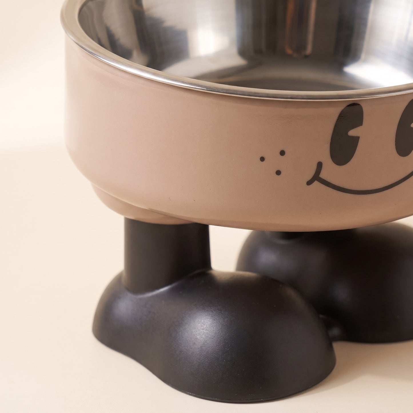 Smiley Elevated Pet Bowl with Steel Insert, close-up detail