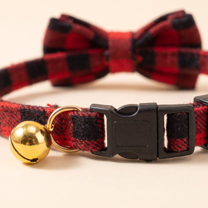 Breakaway Cat Collar with Bow Tie, close-up detail
