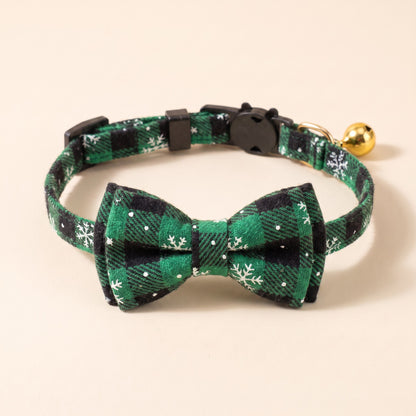 Breakaway Cat Collar with Bow Tie - Green Snowflake Check
