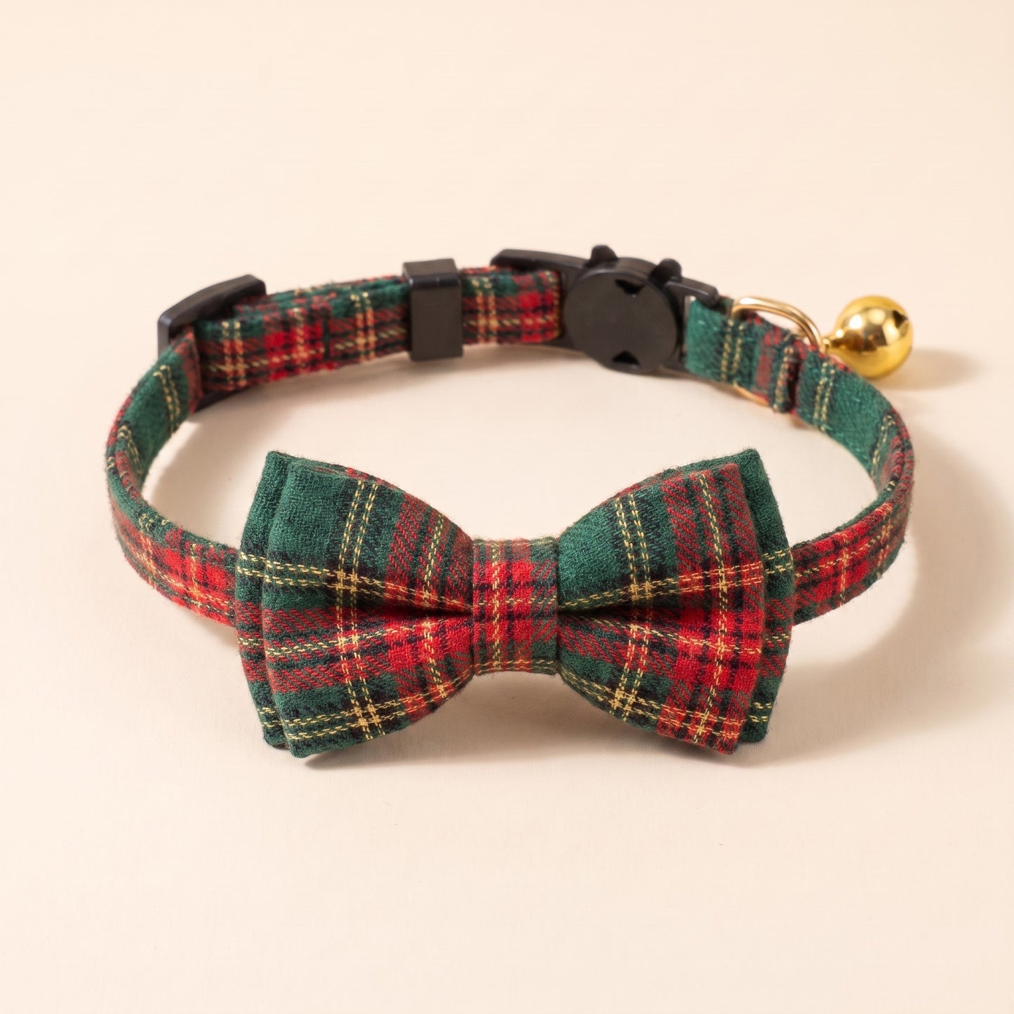 Breakaway Cat Collar with Bow Tie - Christmas Tartan