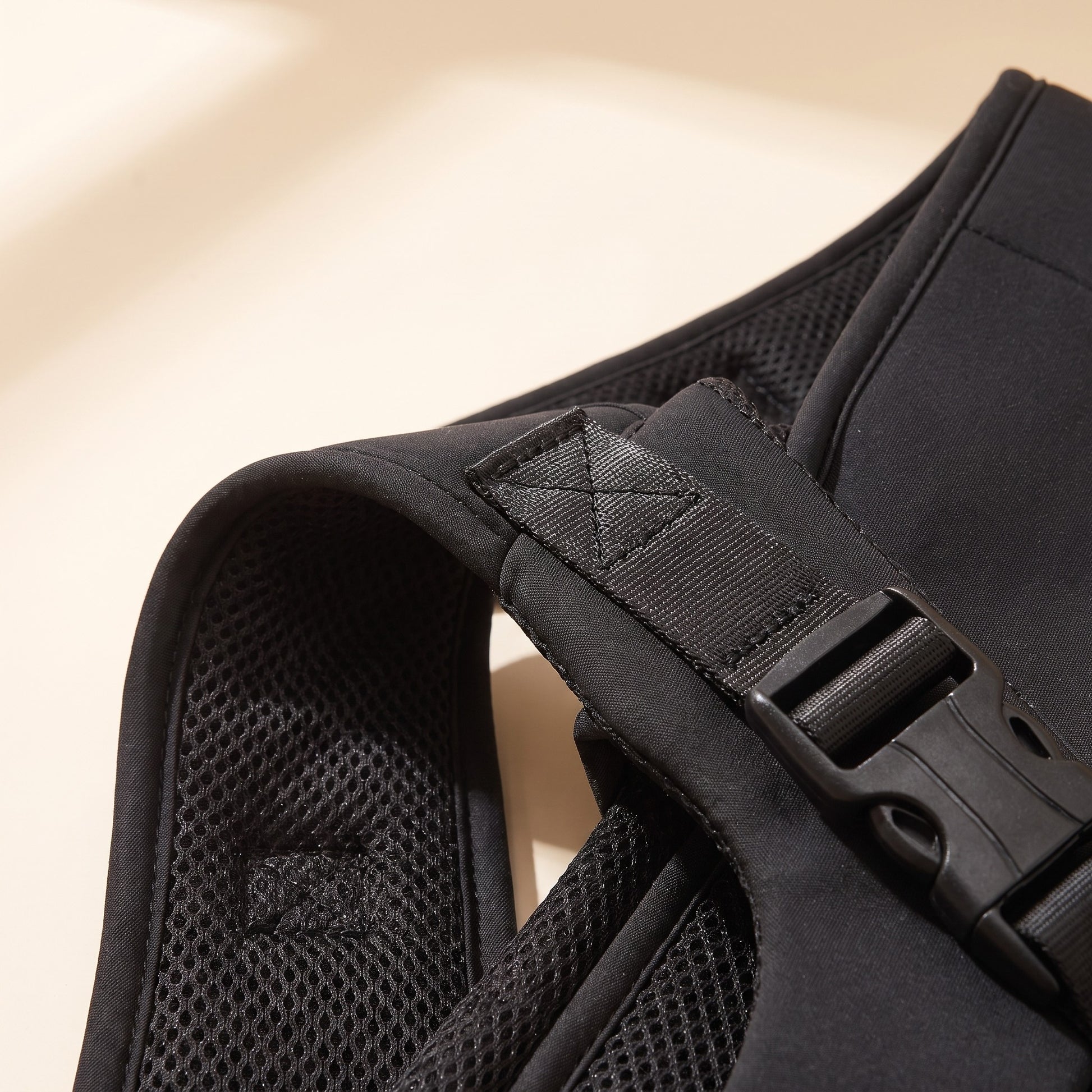 Front Chest Carrier Backpack for Small Dogs, close-up detail