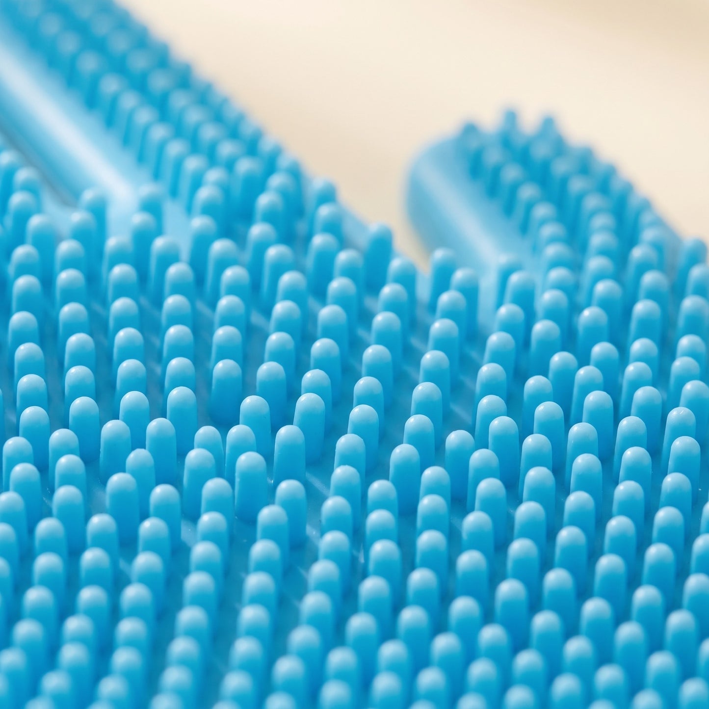 Silicone Bathing Scrubber Gloves, close-up detail