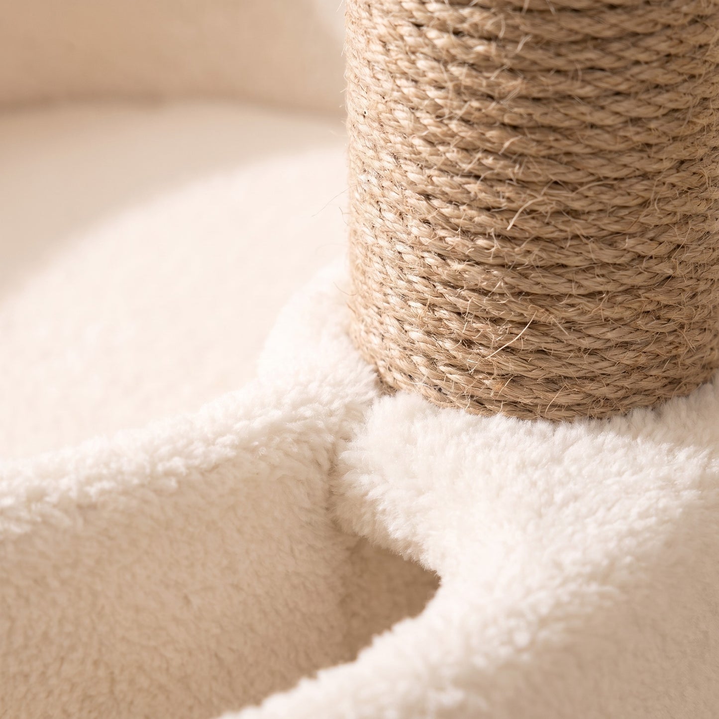 Small Sisal Cat Tree with Bowl Bed, close-up detail