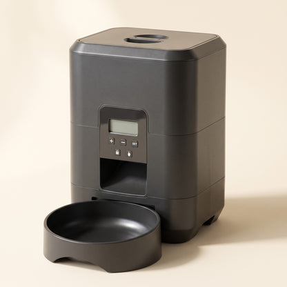 Smart Automatic Feeder with LCD and App