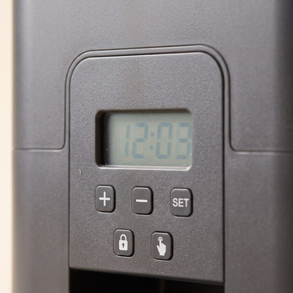 Smart Automatic Feeder with LCD and App, close-up detail