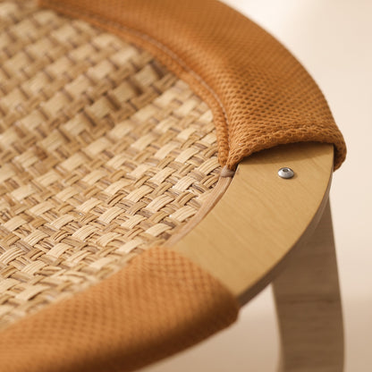 Elevated Woven Cooling Bed, close-up detail