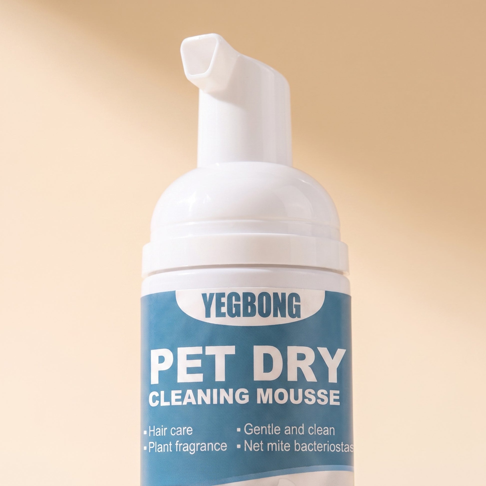 Waterless Dry Cleaning Mousse, 60ml, close-up detail