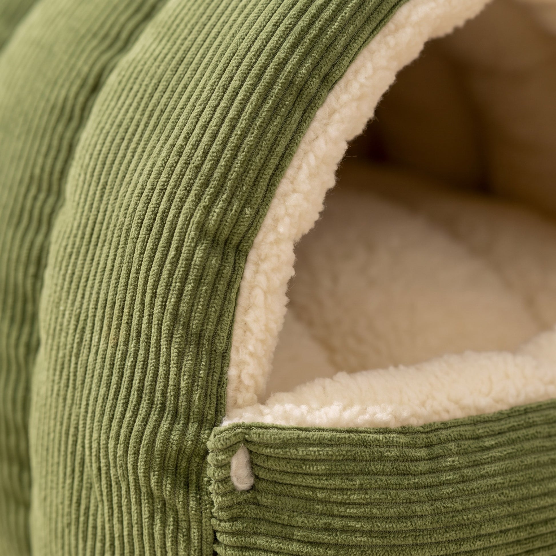 Corduroy Tunnel Cave Bed, close-up detail