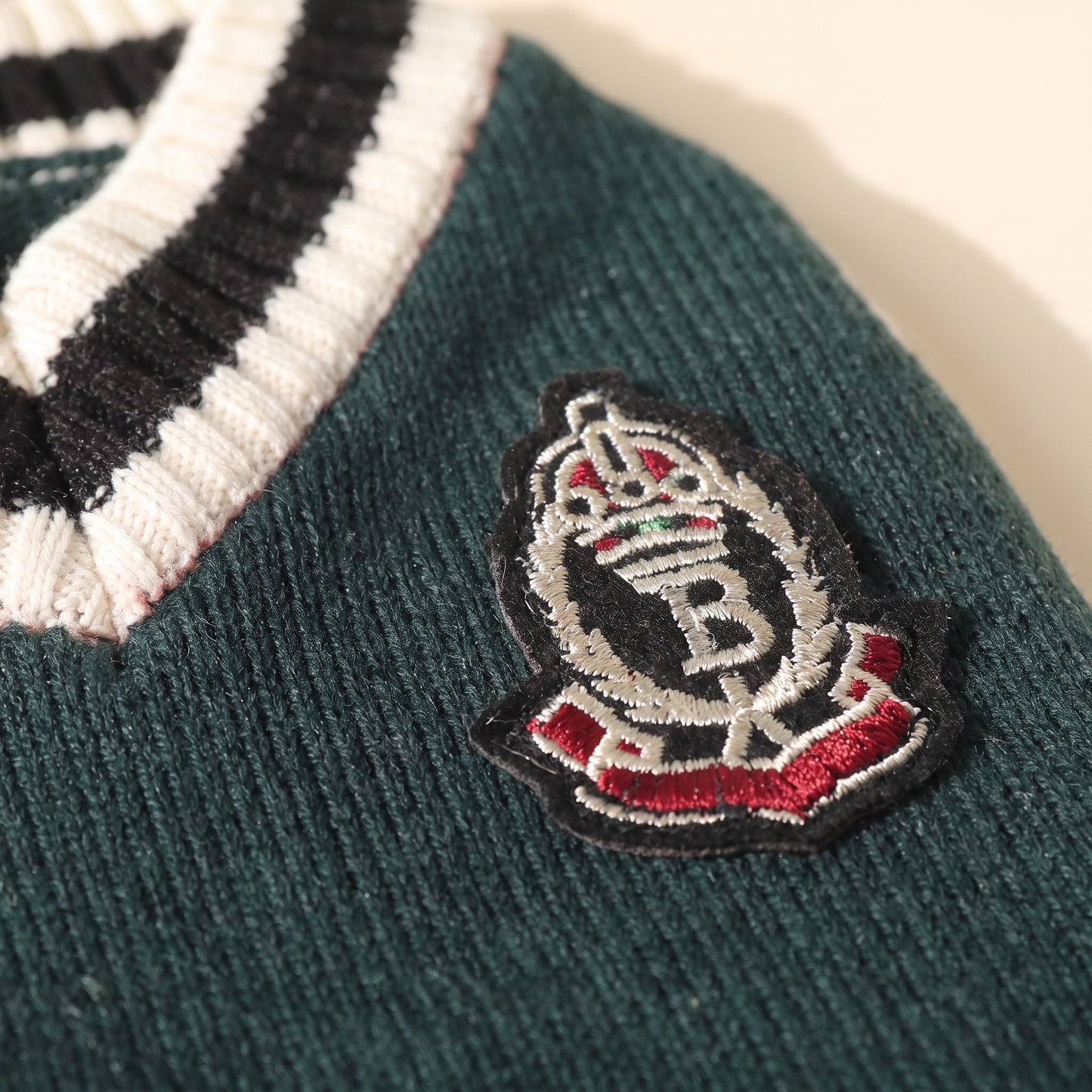 College V-Neck Knit Vest for Dogs, close-up detail
