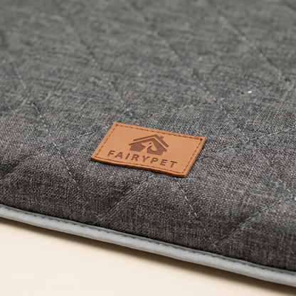 Breathable Washable Crate Mat, close-up detail