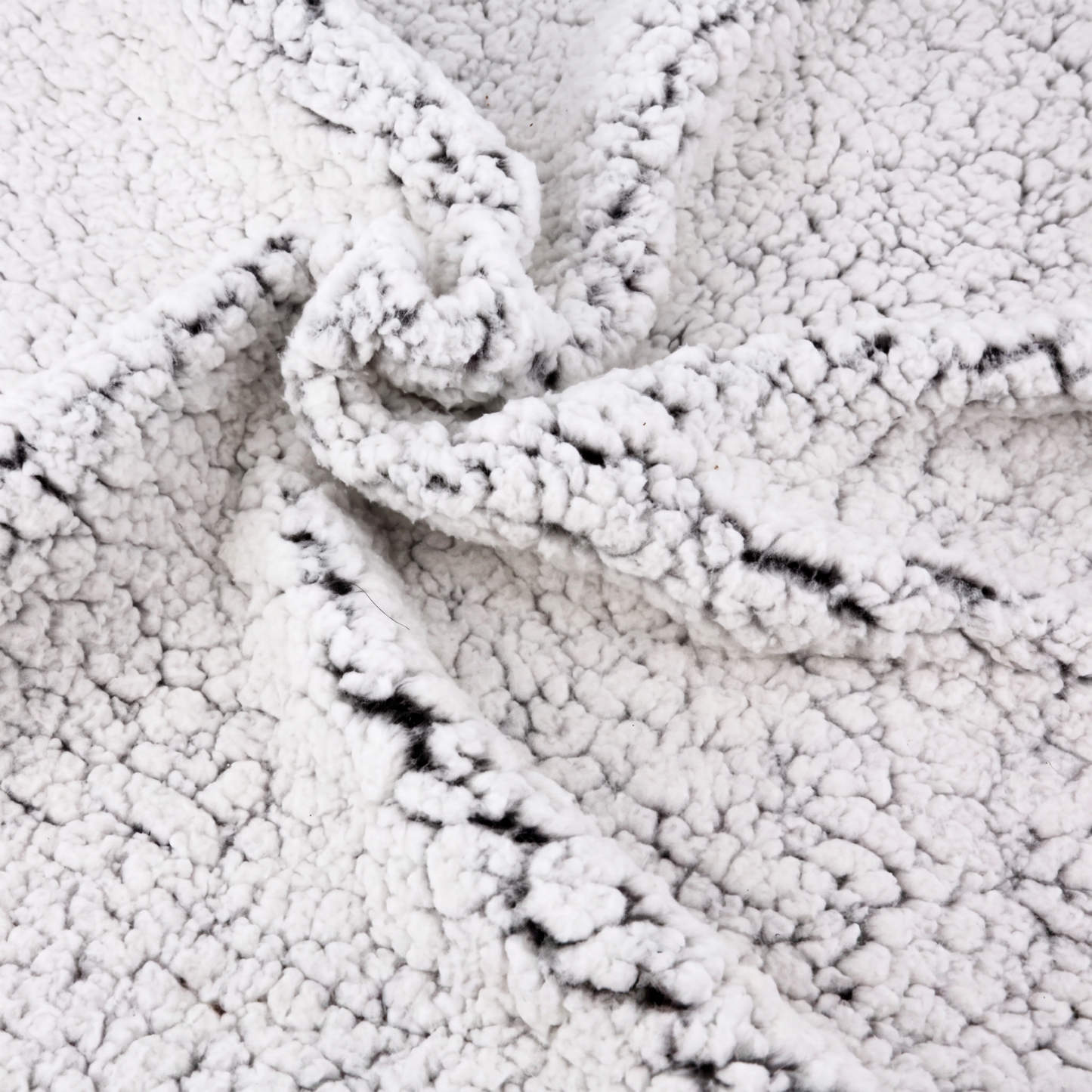 Self-Warming Thermal Pet Mat, close-up detail