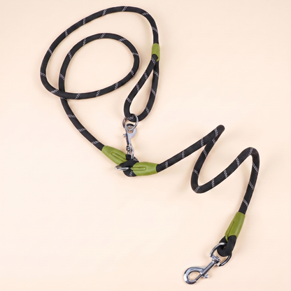 Reflective Rope Dog Leash with Alloy Hook in black